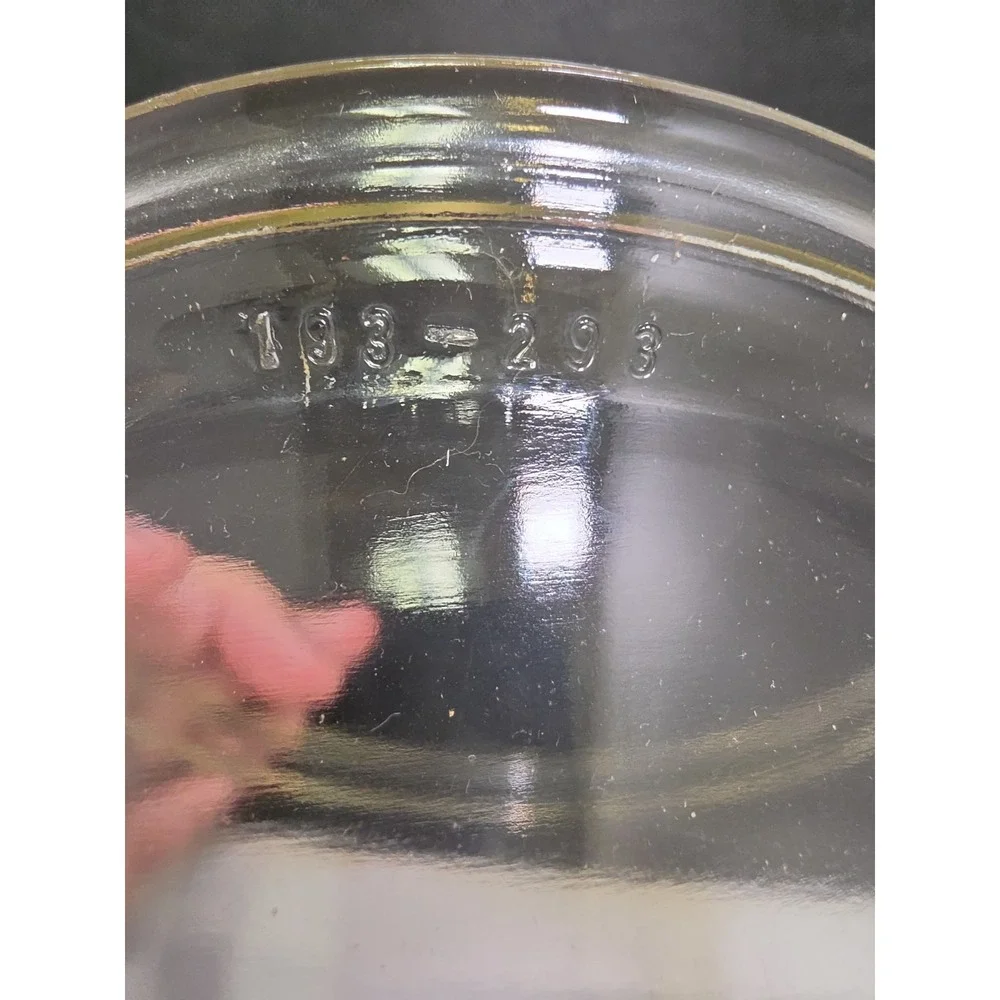 Pyrex Clear Oval Casserole Dish W/ Lid, Metal Stand